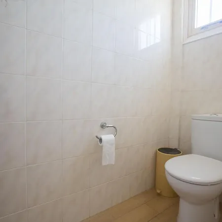 بيت للعطل Wunderschoene Mit Privatem Pool Und Grossem Garten *